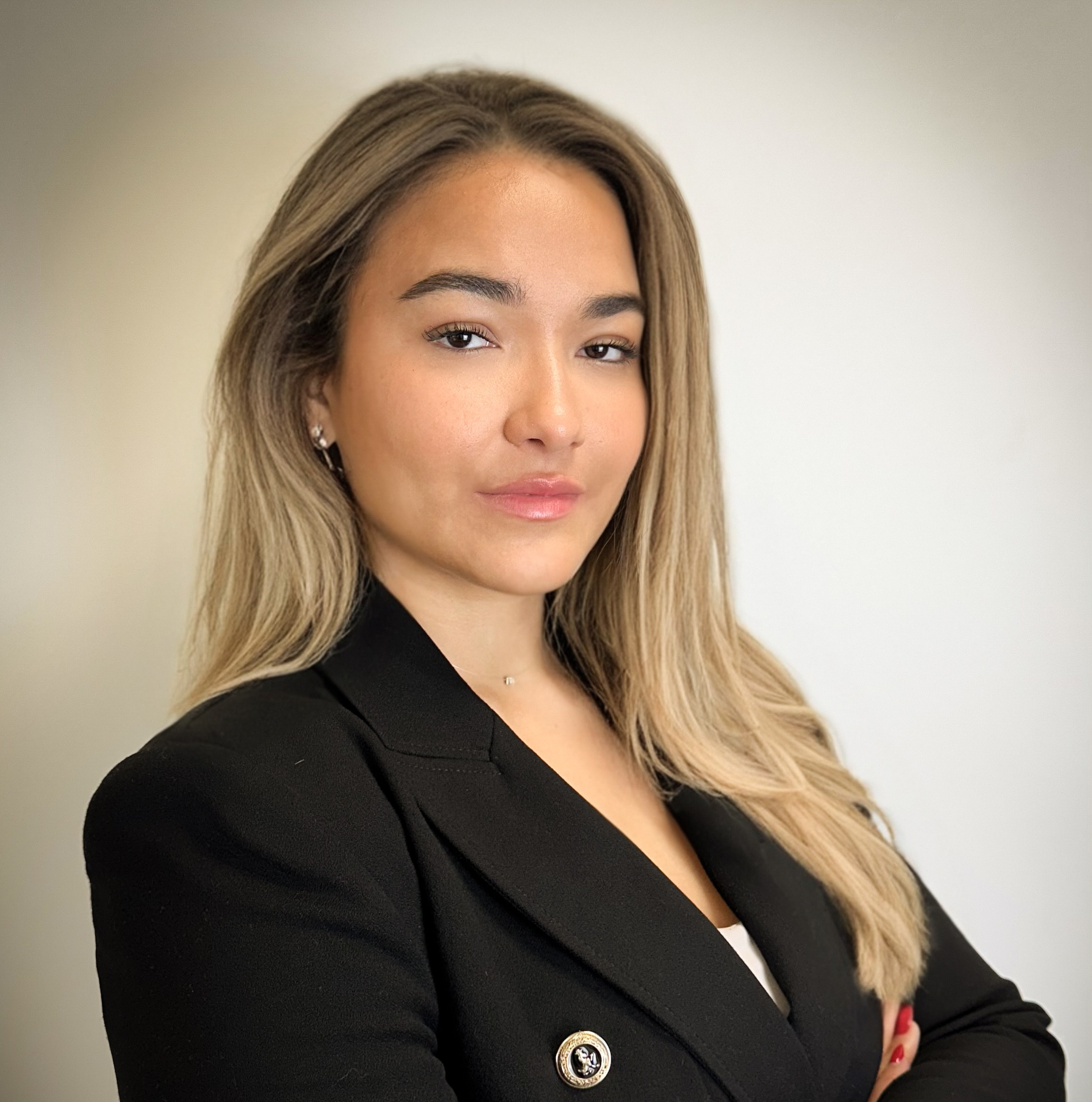 Photo de profil de Maître Laura PRAXELLE